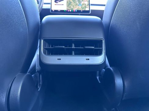 Used 2021 Tesla Model 3 Long Range AWD/4WD image 24