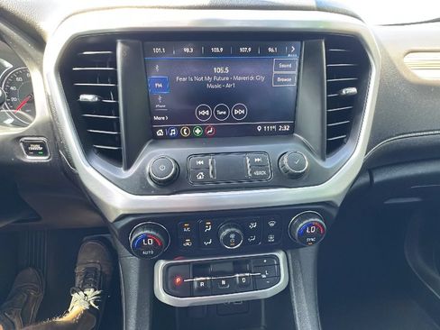 Used 2020 GMC Acadia SLE FWD image 13