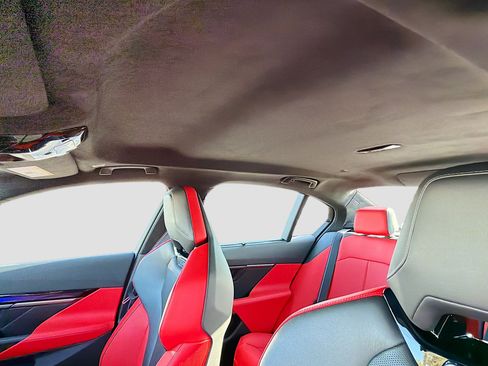 New 2026 BMW M5 w/ Carbon Package image 27