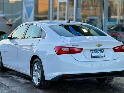 Used 2020 Chevrolet Malibu LS image 3