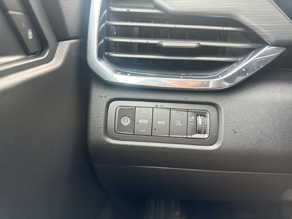 New 2027 GMC Acadia Elevation AWD/4WD image 18