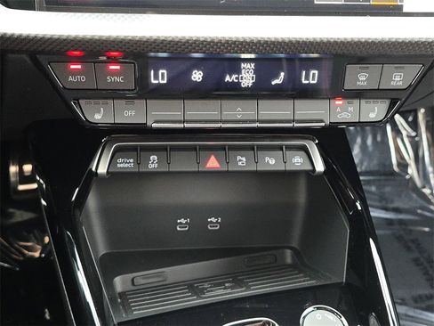 New 2026 Audi RS 3 image 27