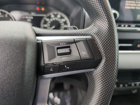 Used 2024 Mitsubishi Outlander ES image 20