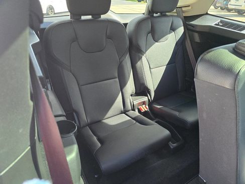 Used 2019 Volvo XC90 T6 Momentum w/ Protection Package image 21