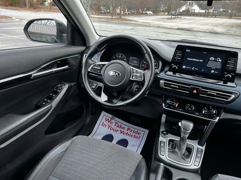 Used 2021 Kia Seltos S image 30