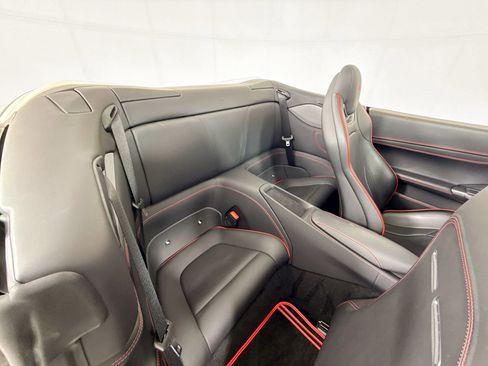 Certified 2022 Ferrari Portofino M RWD image 22