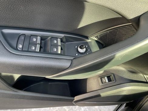 Used 2018 Audi Q5 2.0T Premium Plus w/ Premium Plus Package image 26