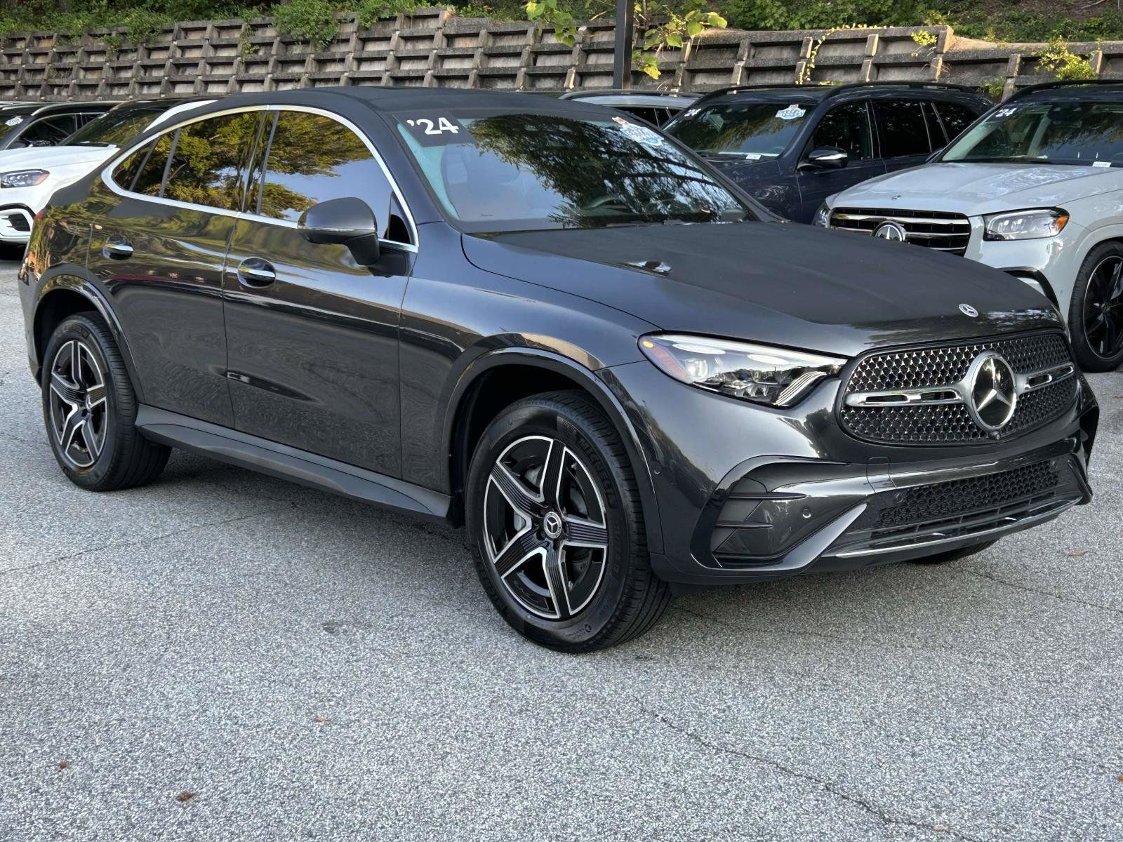 Used 2024 Mercedes-Benz GLC 300 4MATIC image 4