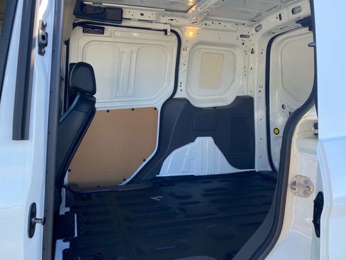 Used 2022 Ford Transit Connect XL w/ Trailer Tow Package image 22