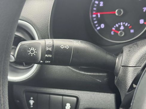 Used 2023 Kia Forte LXS FWD image 22
