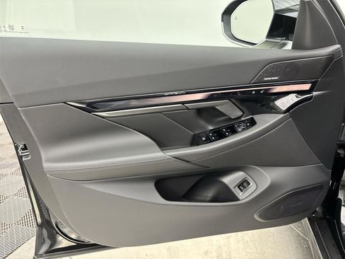 New 2026 BMW i5 eDrive40 image 26