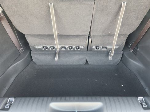 New 2026 Chrysler Pacifica Select image 25