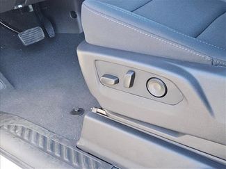 New 2026 Chevrolet Silverado 1500 Custom Trail Boss w/ LPO, Dark Essentials Package video 4