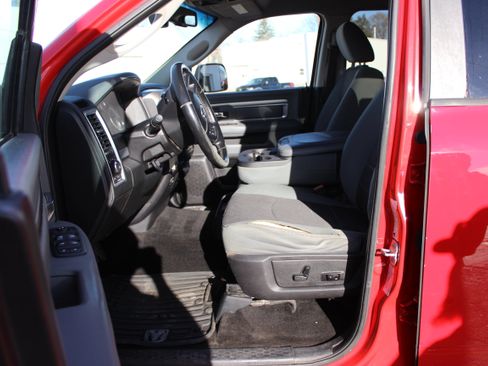 Used 2016 RAM 2500 Big Horn image 23