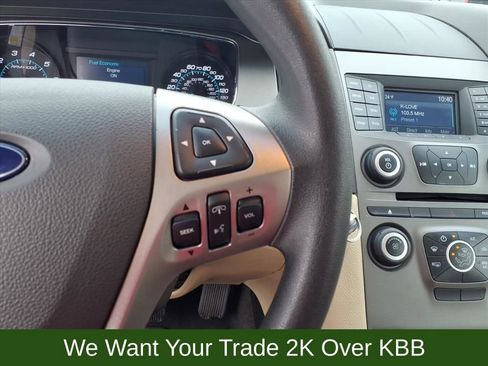 Used 2018 Ford Taurus SE image 15