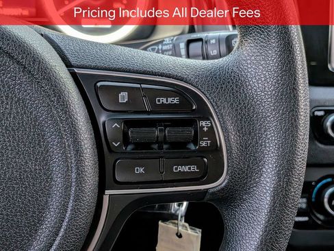 Used 2019 Kia Niro FE FWD image 26