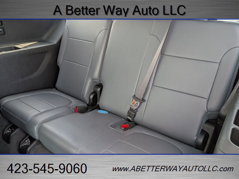 Used 2019 Chevrolet Traverse LT w/ LT Premium Package AWD/4WD image 18