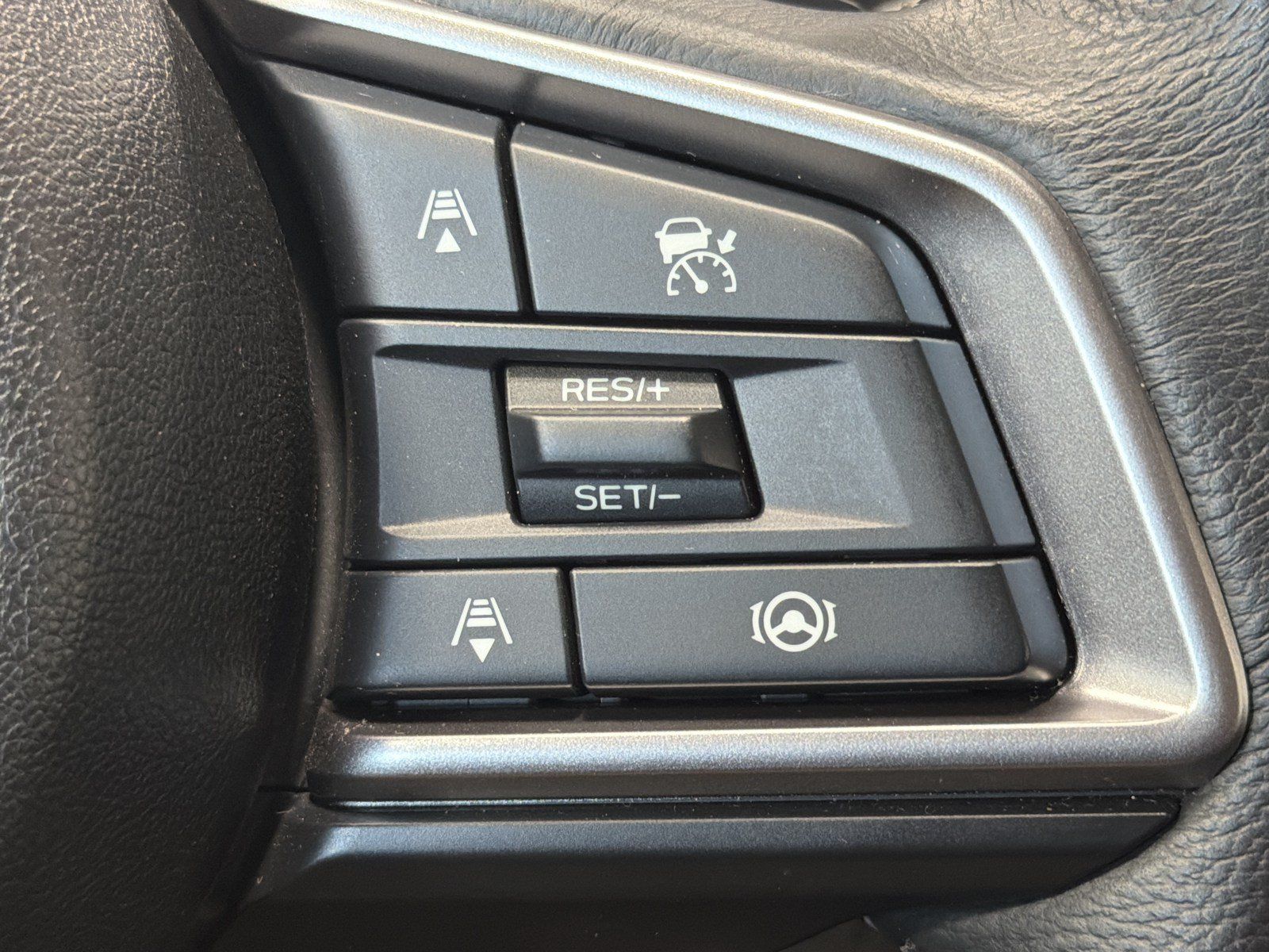 Used 2023 Subaru Legacy Limited AWD/4WD image 28