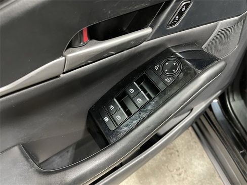 Used 2024 MAZDA CX-30 AWD 2.5 S w/ Select Sport Pkg image 19