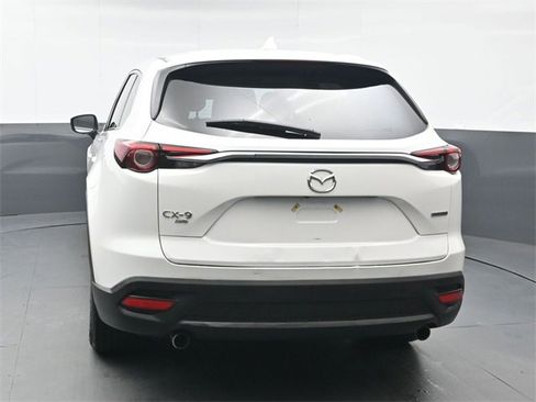 Used 2023 MAZDA CX-9 Touring image 4