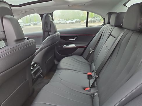 New 2026 Mercedes-Benz E 350 4MATIC Sedan image 27