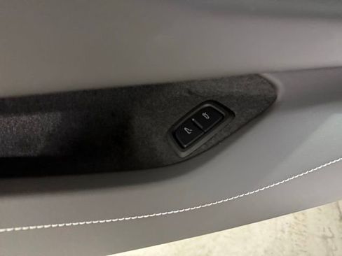 Used 2023 Chevrolet Corvette Stingray Coupe w/ Z51 Performance Package image 13