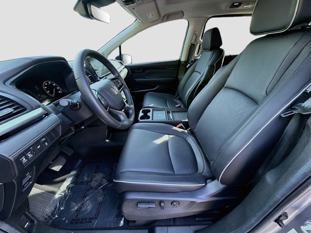 Certified 2025 Honda Odyssey Touring image 19