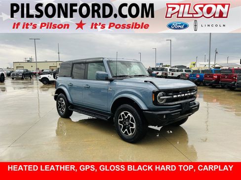Used 2025 Ford Bronco Outer Banks AWD/4WD image 1