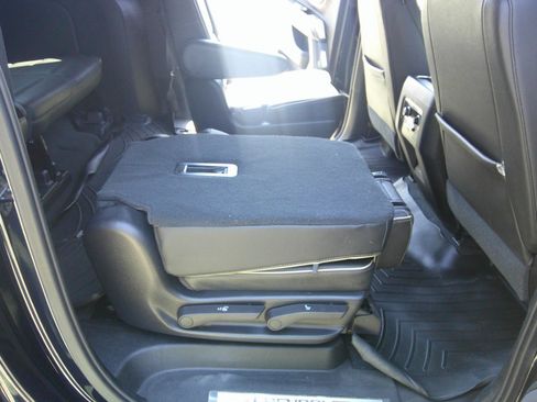 Used 2021 Chevrolet Suburban Premier w/ Premium Package AWD/4WD image 51