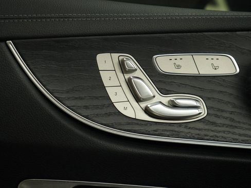 Used 2020 Mercedes-Benz E 450 Coupe image 73