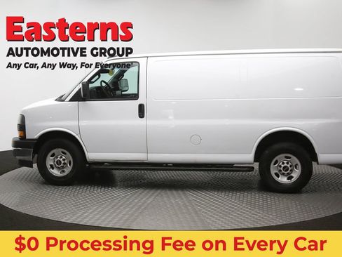 Used 2020 GMC Savana 2500 w/ Driver Convenience Package RWD image 58