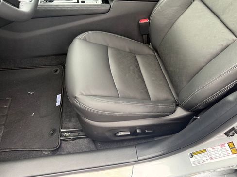 New 2025 Nissan Altima 2.5 SL image 12