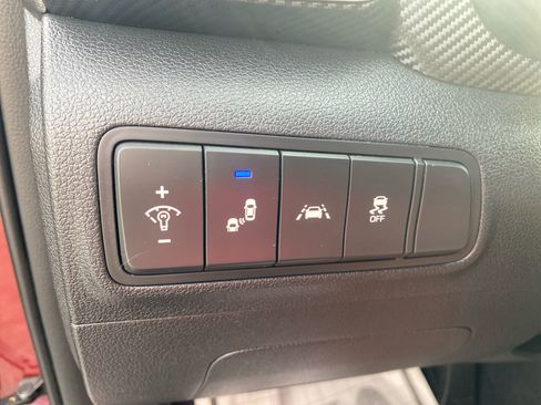 Used 2020 Hyundai Tucson Value w/ Cargo Package image 16