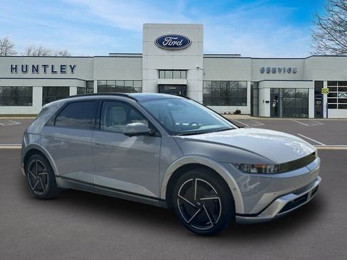 Used 2025 Hyundai Ioniq 5 Limited AWD/4WD image 4