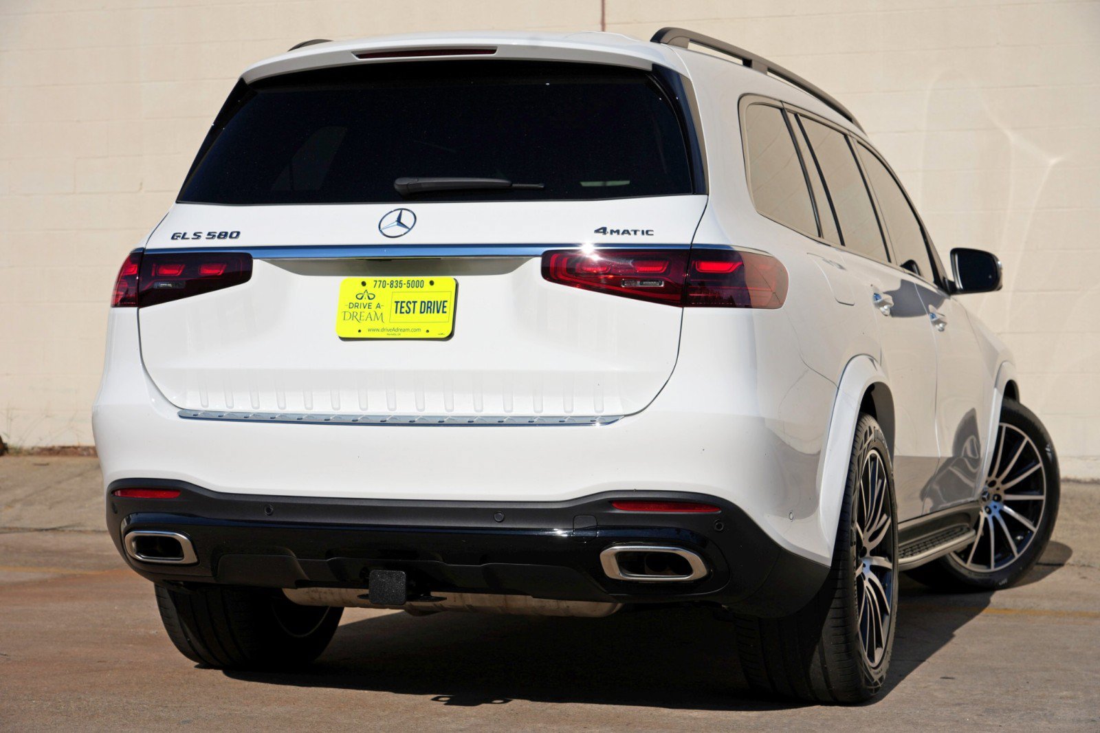 Used 2026 Mercedes-Benz GLS 580 4MATIC w/ Night Package image 5