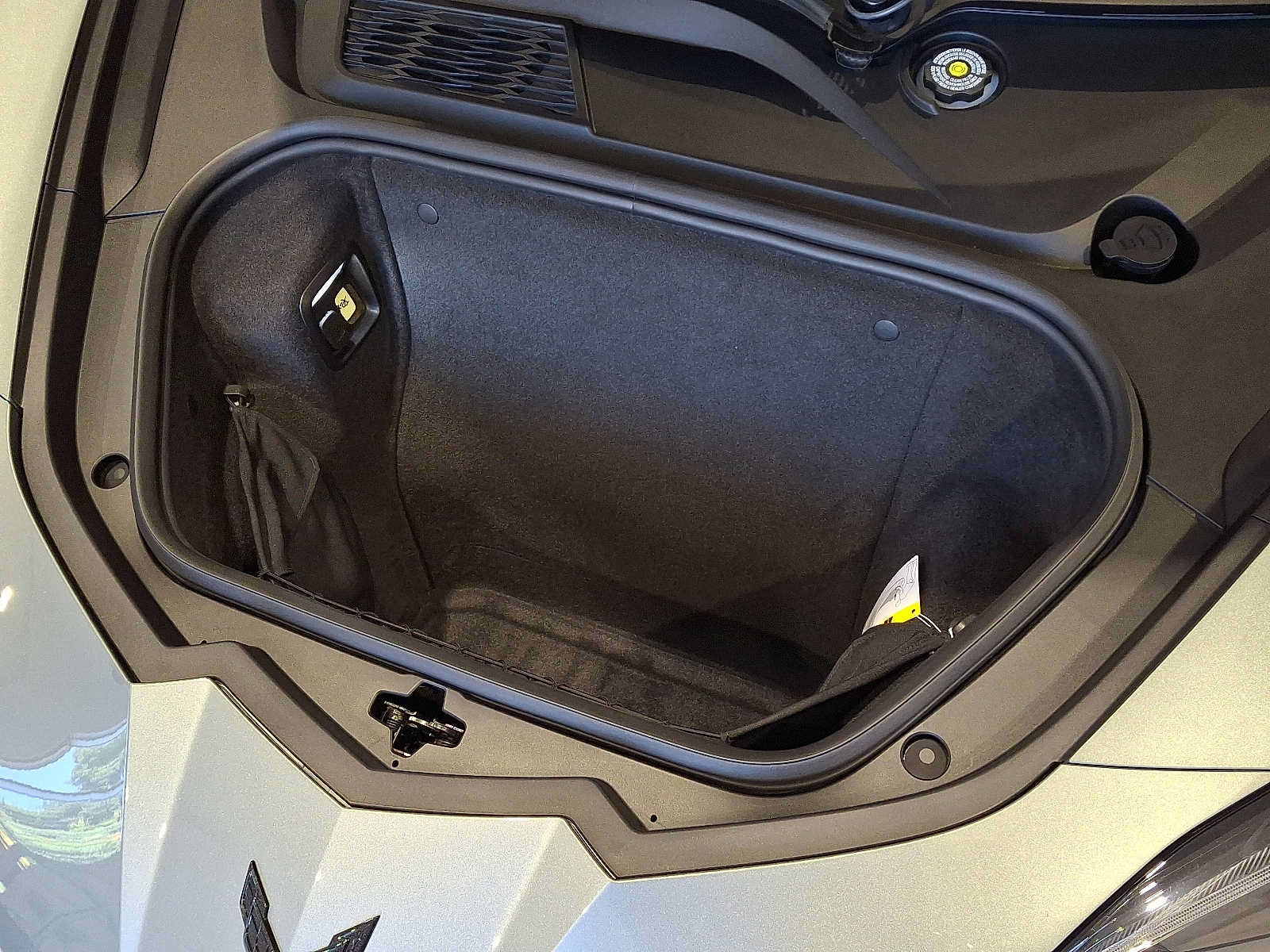 Used 2023 Chevrolet Corvette Stingray Preferred Conv w/ Stealth Interior Trim Package RWD image 26