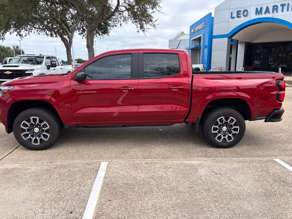 Used 2023 Chevrolet Colorado LT w/ LT Convenience Package III RWD image 8