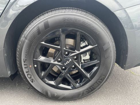 Used 2025 Kia K5 LXS image 24