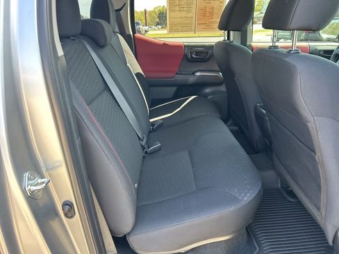 Used 2023 Toyota Tacoma SR5 RWD image 18