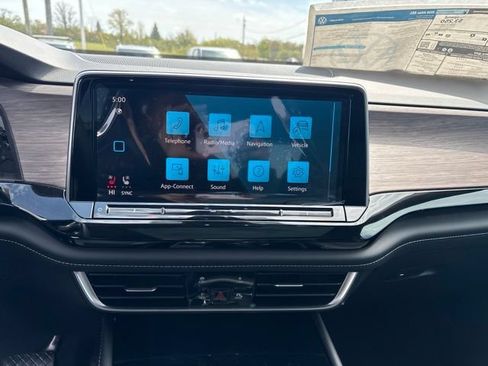 New 2026 Volkswagen Atlas SEL AWD/4WD image 18