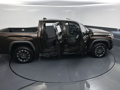 Used 2024 Toyota Tundra Limited image 23