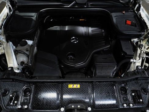 Used 2024 Mercedes-Benz GLE 450 4MATIC image 10