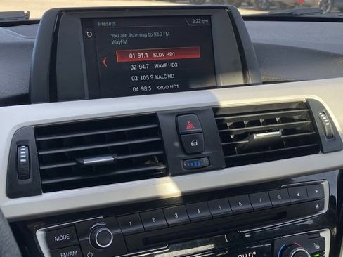 Used 2018 BMW 320i xDrive Sedan image 21