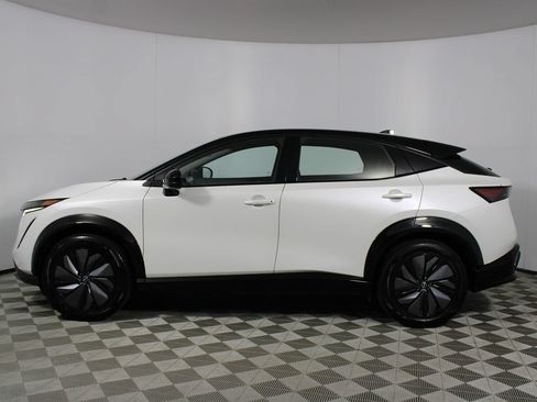 Used 2023 Nissan Ariya AWD image 35