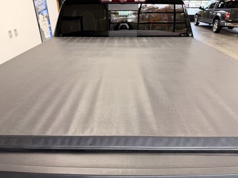 Used 2024 GMC Sierra 1500 AT4X image 11