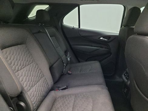 Used 2021 Chevrolet Equinox LT FWD image 19