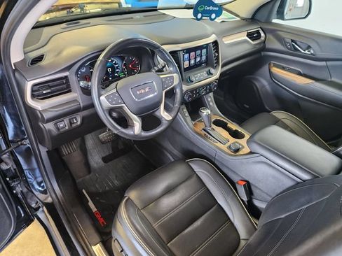 Used 2019 GMC Acadia Denali w/ Technology Package FWD image 12