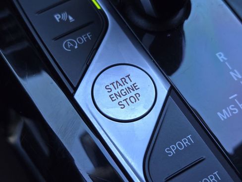 Used 2022 BMW X3 sDrive30i w/ Convenience Package image 16