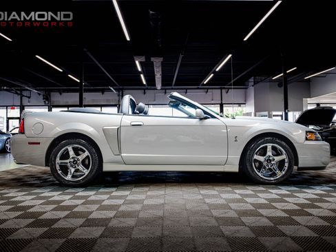 Used 2004 Ford Mustang Cobra RWD image 26