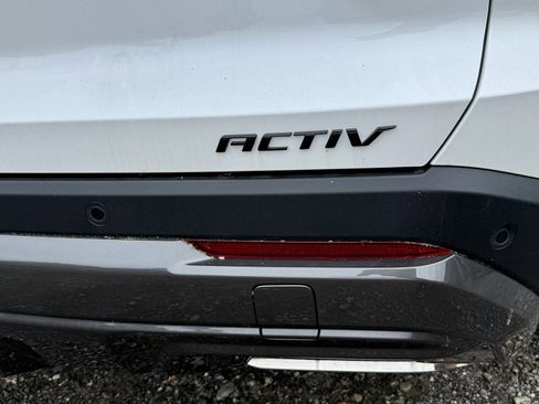 New 2025 Chevrolet Equinox ACTIV w/ Safety and Technology Package image 13